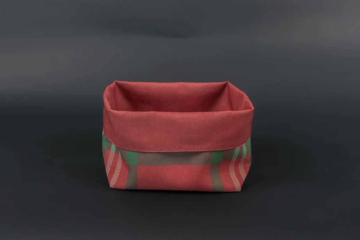 Winterkaro Brotkorb Rot