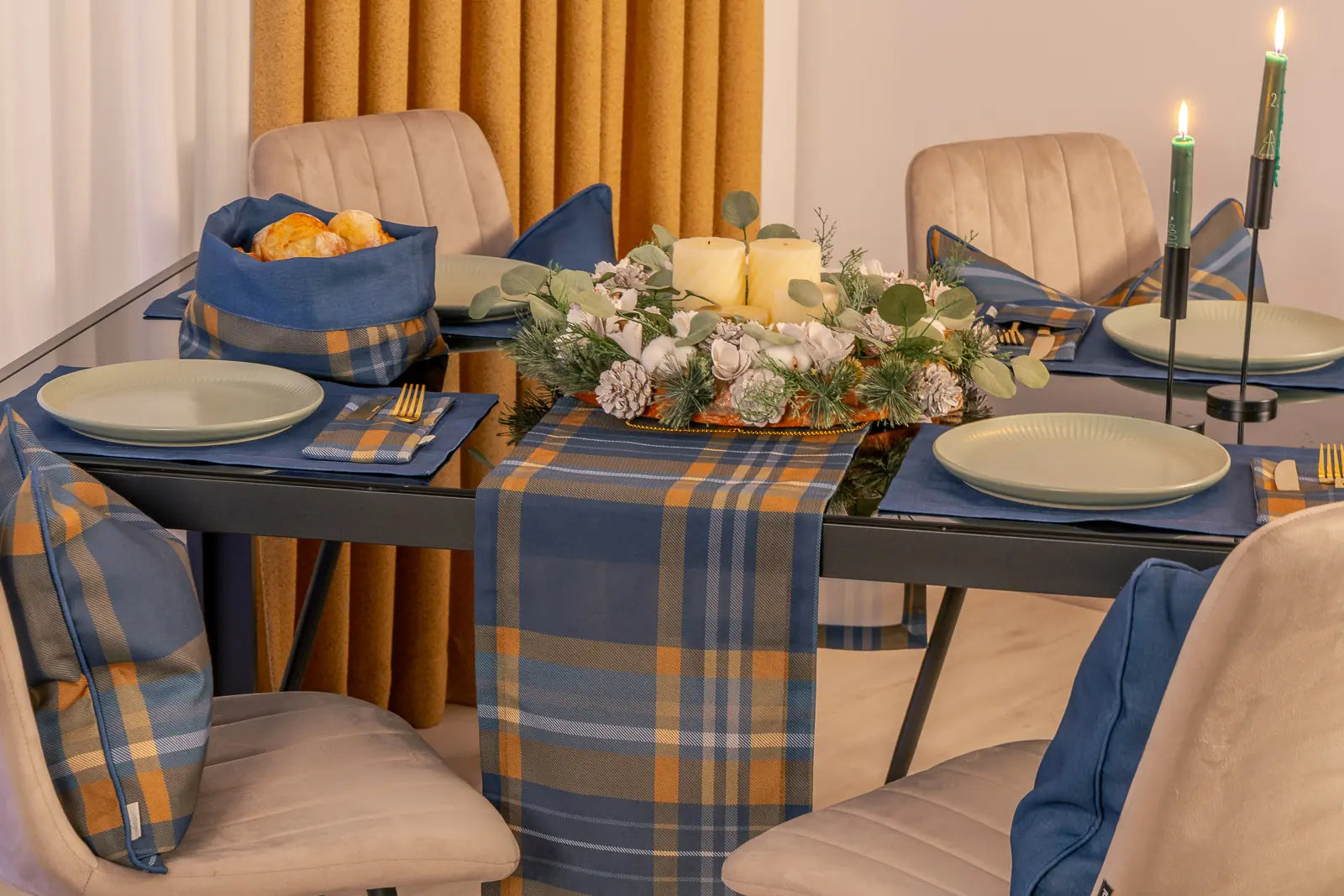 Winterkaro Brotkorb Blau