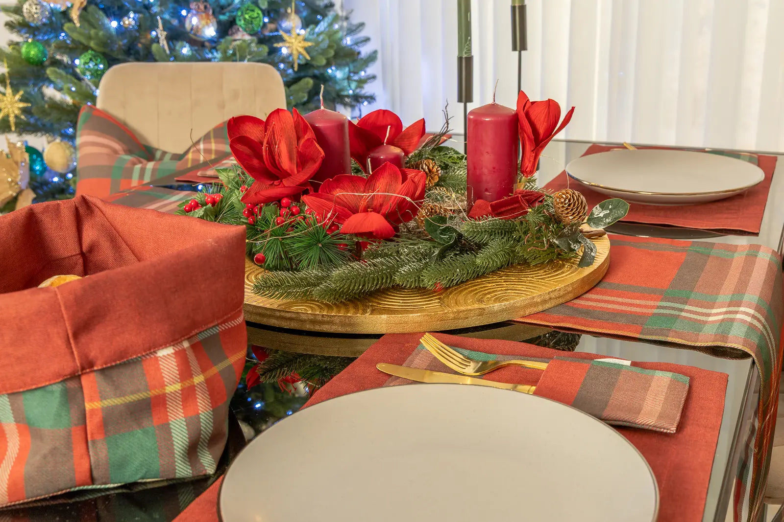 Winterkaro Brotkorb Rot