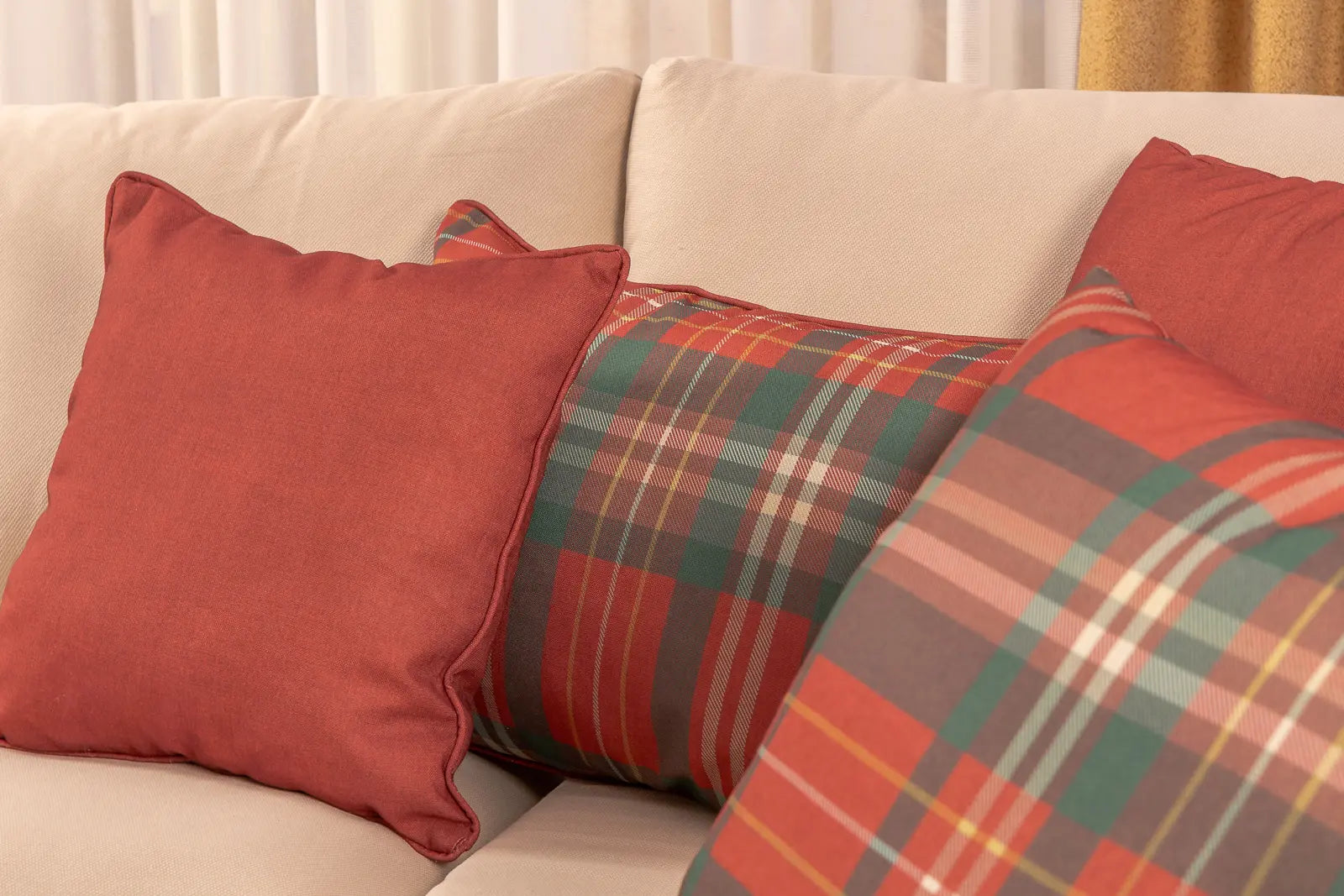 Winter Uni Kissen Rot