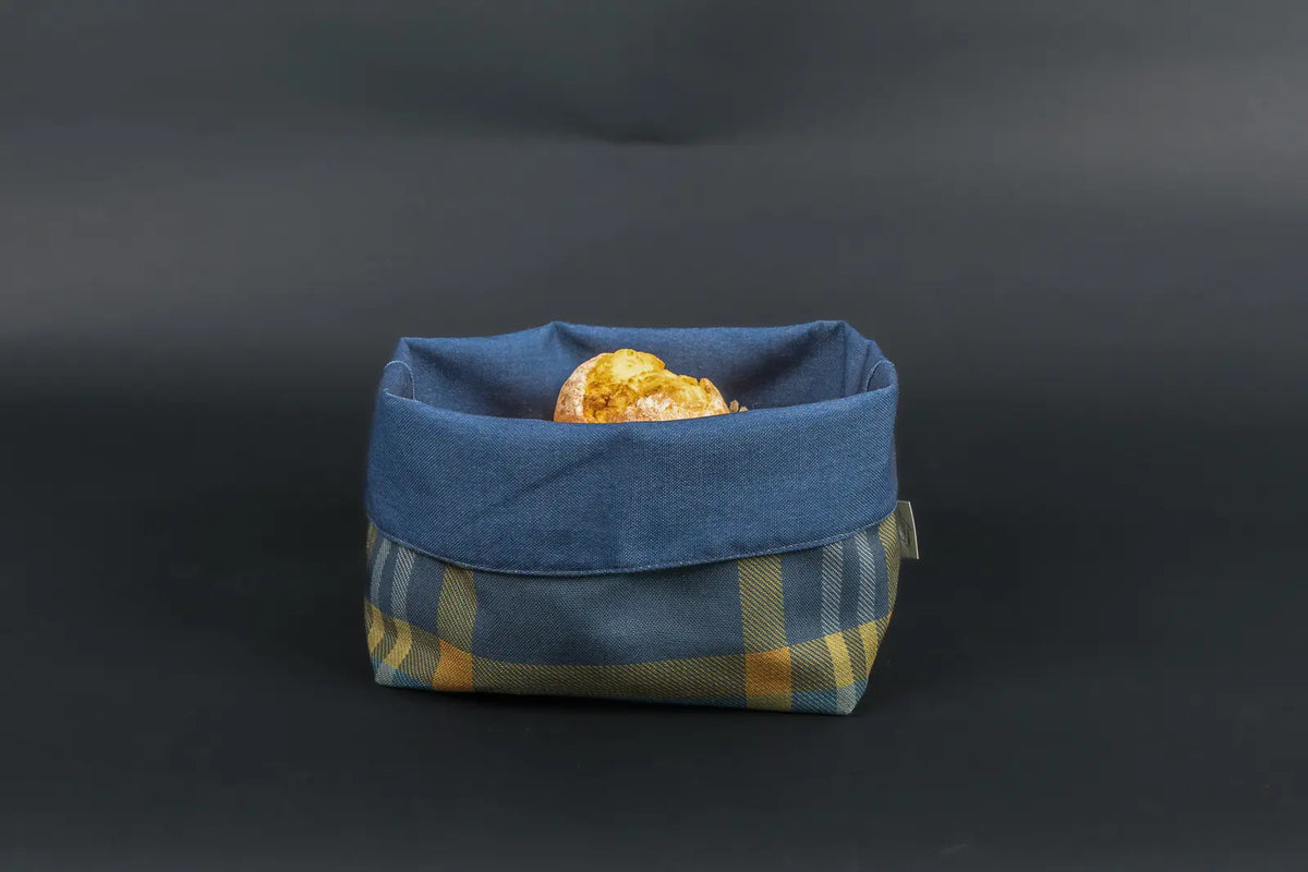 Winterkaro Brotkorb Blau