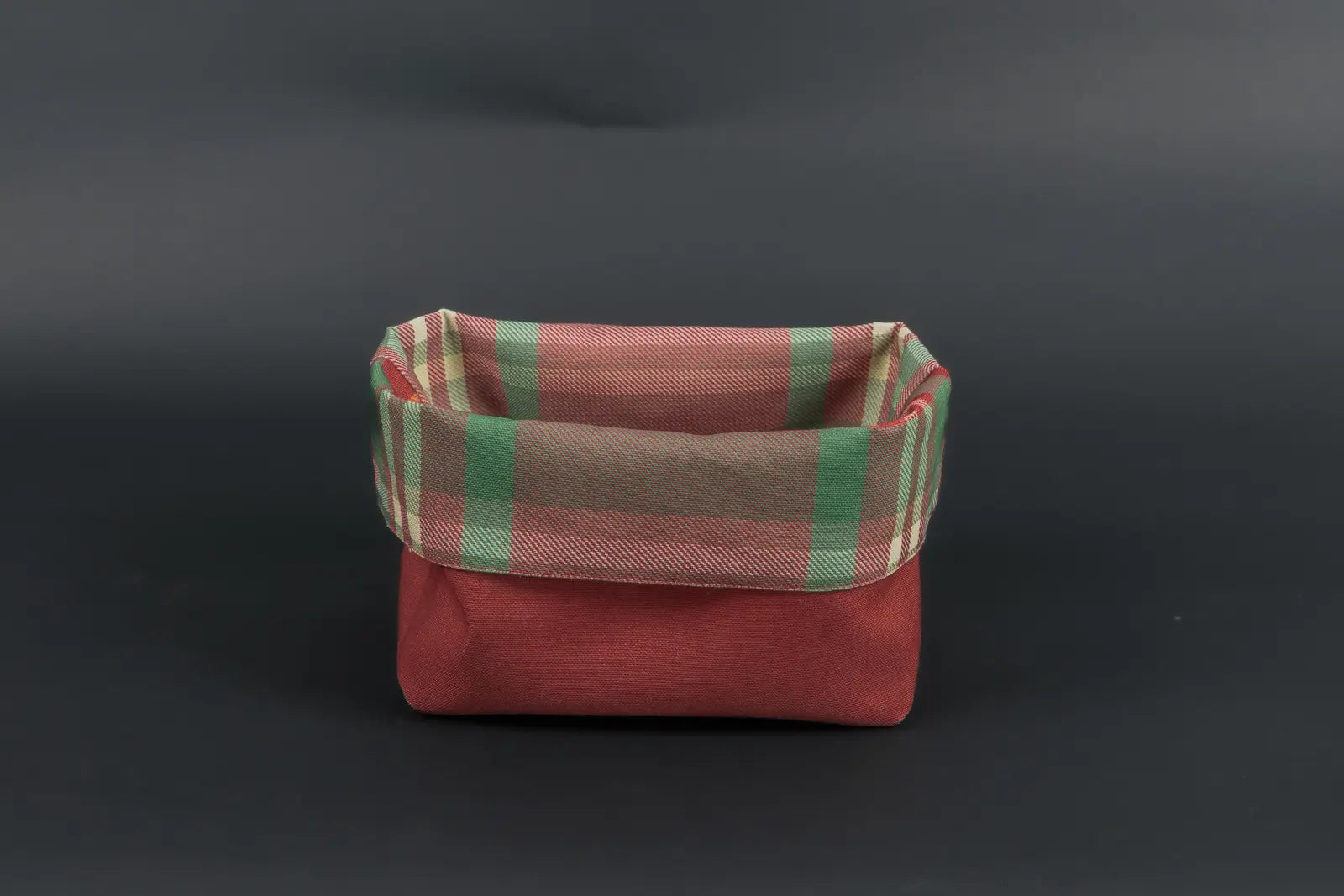 Winterkaro Brotkorb Rot