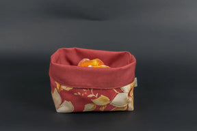 Winterblüte Brotkorb Rot