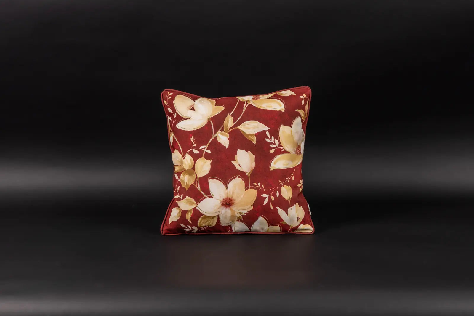 Winterblüte Kederkissen Rot