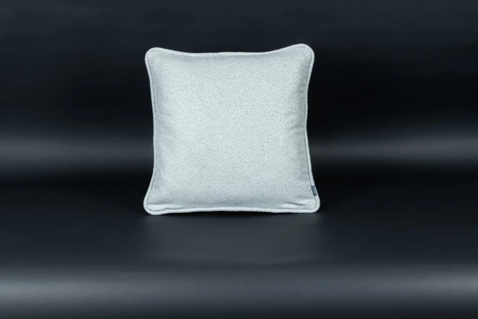 Signature Kederkissen Hellgrau