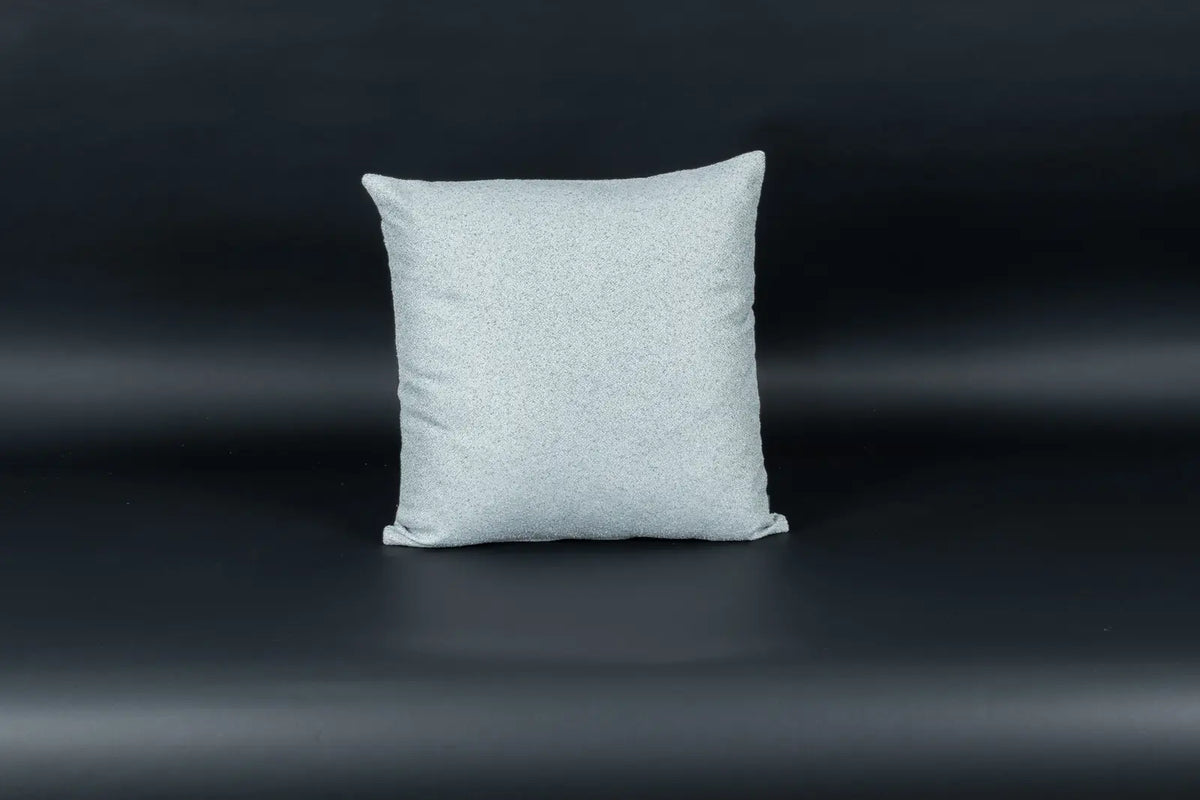 Signature Kissen Hellgrau