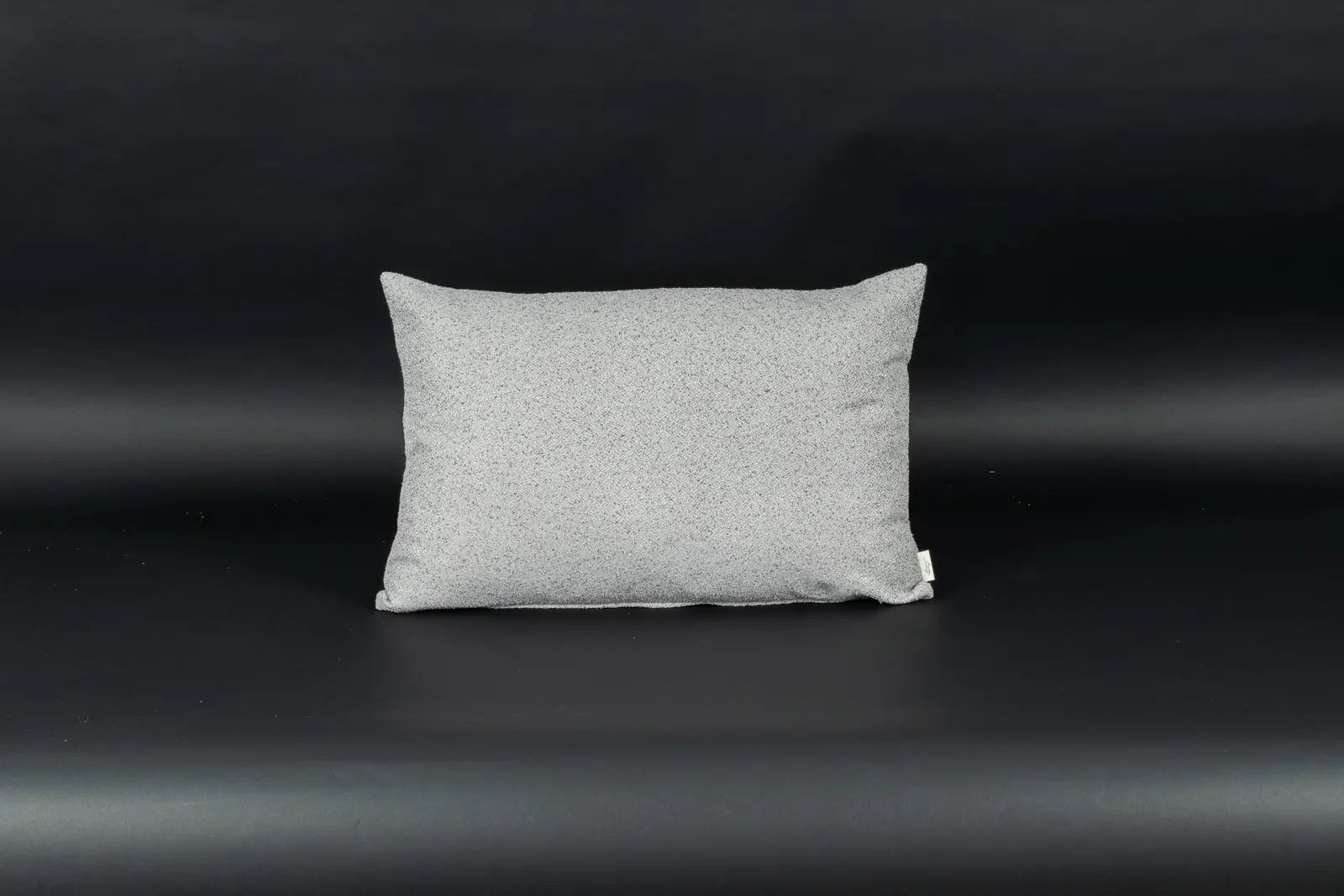 Signature Kissen Grau