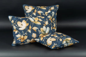 Winterblüte Kederkissen Blau