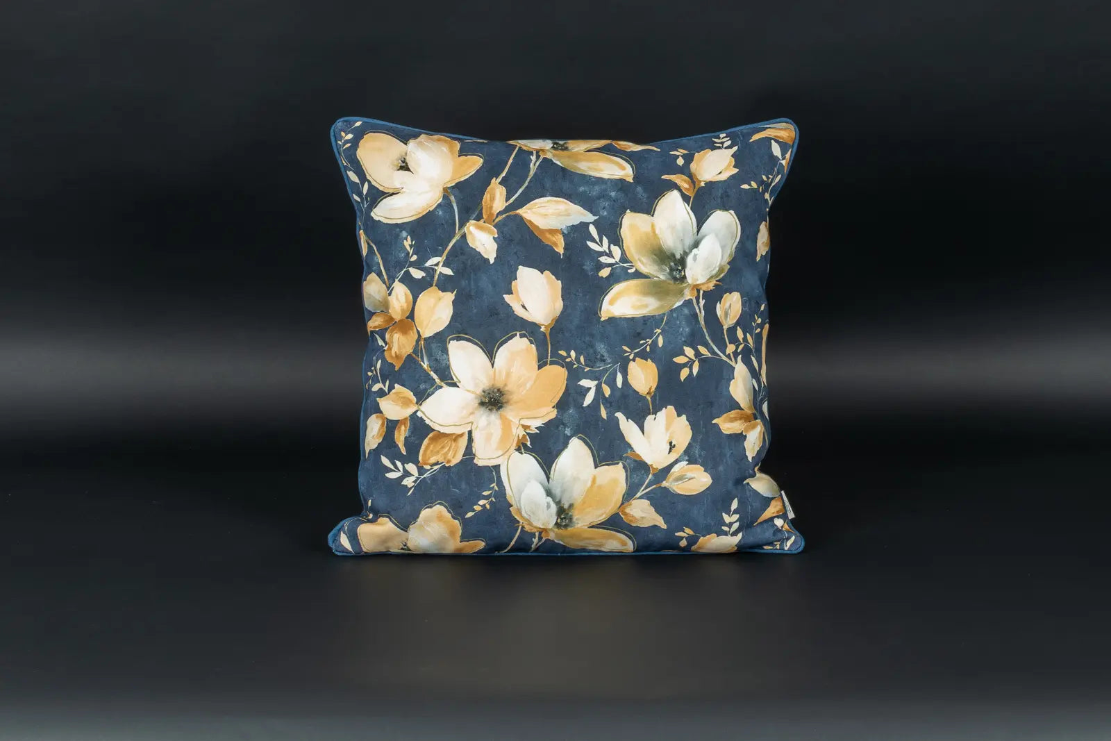 Winterblüte Kederkissen Blau