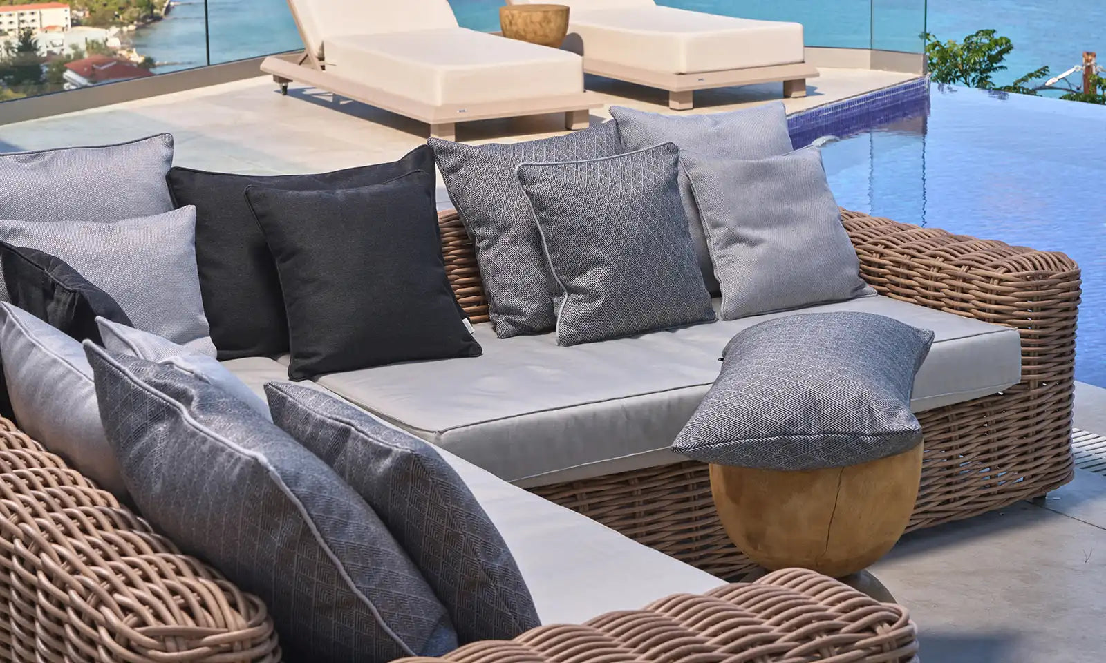 Raute Kederkissen Schwarz