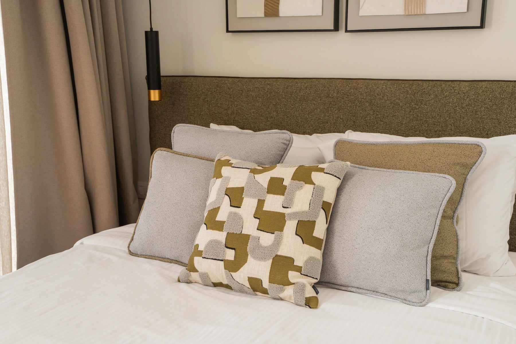 Signature Kissen Oliv