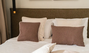 Signature Kissen Braun